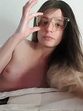 LouGabriel online show from 14, 12, 2025