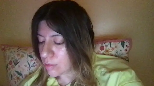 Snapshot of HYPHYtype chatting on 8, 1, 2025 HYPHYtype online show from 8, 1, 2025