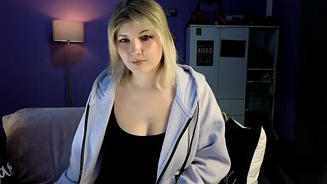 Snapshot of olisunny5 chatting on 21, 4, 2026 olisunny5 online show from 21, 4, 2026