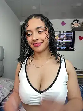 Lucy Marin online show from 25, 2, 2025