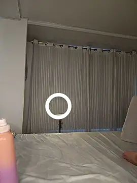 Snapshot of Lucy_Marin chatting on 26, 2, 2026 Lucy Marin online show from 26, 2, 2026