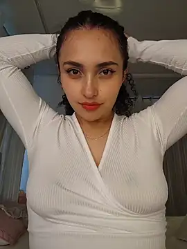 Snapshot of Lucy_Marin chatting on 24, 3, 2026 Lucy Marin online show from 24, 3, 2026