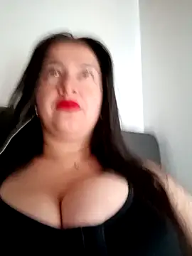 Cherry 1992 online show from 6, 5, 2026