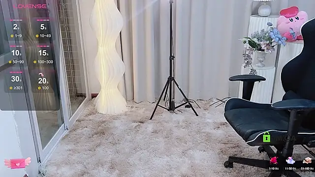 Snapshot of Happy_Kitty chatting on 6, 12, 2024 Happy Kitty online show from 6, 12, 2024