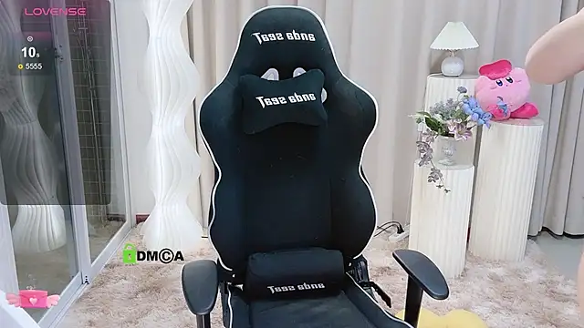 Snapshot of Happy_Kitty chatting on 7, 12, 2024 Happy Kitty online show from 7, 12, 2024