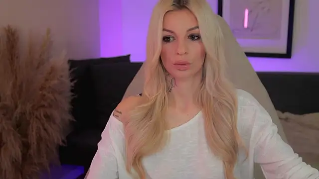 Snapshot of KairaKampen chatting on 6, 3, 2026 KairaKampen online show from 6, 3, 2026