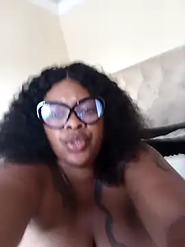 CuteHoney92 online show from 21, 4, 2026