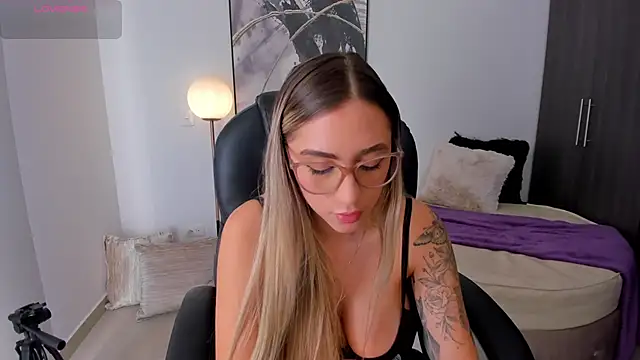 Snapshot of StacyConner chatting on 21, 1, 2025 StacyConner online show from 21, 1, 2025