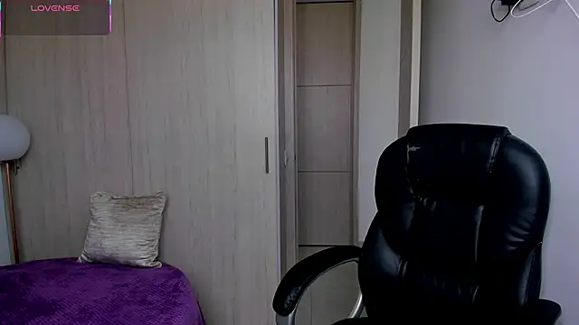 Snapshot of StacyConner chatting on 10, 2, 2026 StacyConner online show from 10, 2, 2026