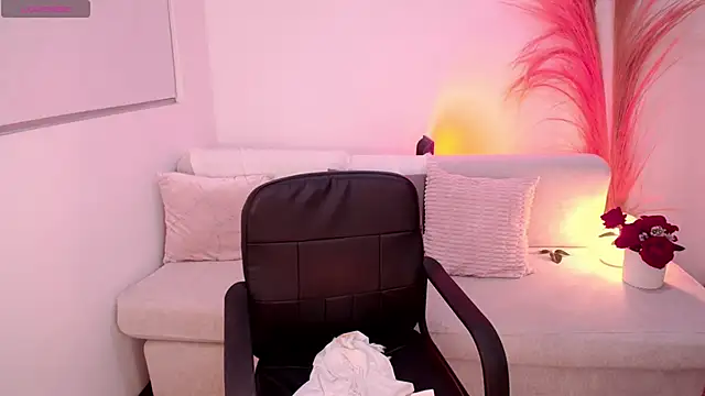 VictoriaLeia online show from 10, 1, 2026