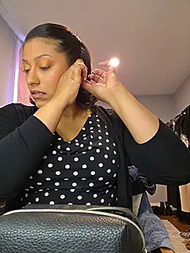 Snapshot of Nikkierosee chatting on 2, 8, 2026 Nikkierosee online show from 2, 8, 2026