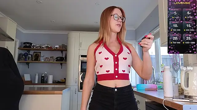 stripmequick online show from 13, 9, 2025