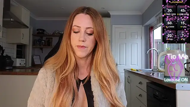 stripmequick online show from 11, 5, 2026