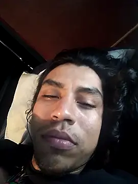 AlexAlejandro13 online show from 5, 3, 2026