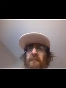 Bottomslut4tops84 online show from 24, 11, 2025