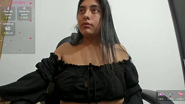 Snapshot of emilysex_118 chatting on 27, 2, 2025 emilysex 118 online show from 27, 2, 2025