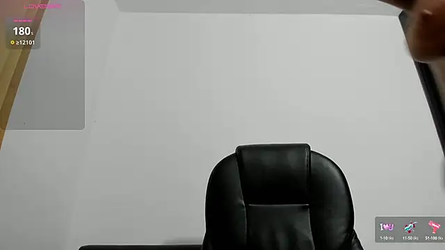 Snapshot of emilysex_118 chatting on 23, 9, 2025 emilysex 118 online show from 23, 9, 2025