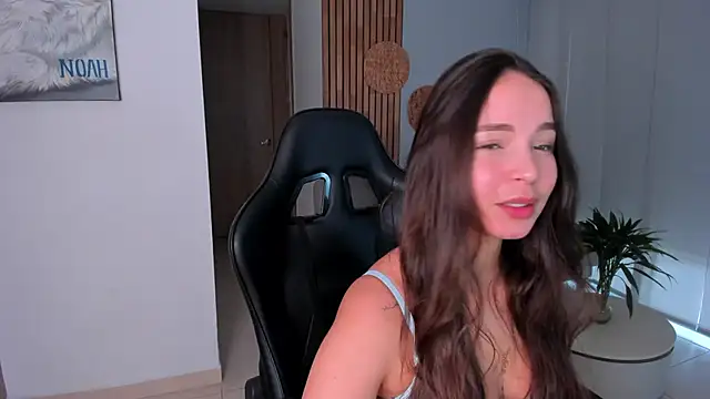 AnnieHallX online show from 17, 5, 2026