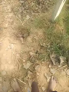 Snapshot of FinableKnee chatting on 30, 10, 2025 FinableKnee online show from 30, 10, 2025