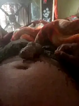 Snapshot of FinableKnee chatting on 3, 11, 2025 FinableKnee online show from 3, 11, 2025