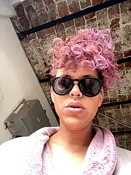 Alicbranca online show from 21, 9, 2025