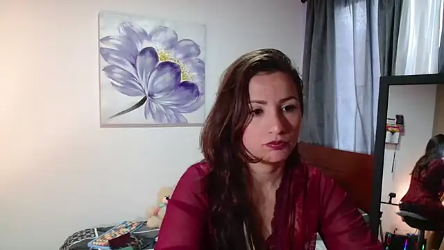 vanessabrown  online show from 16, 12, 2024