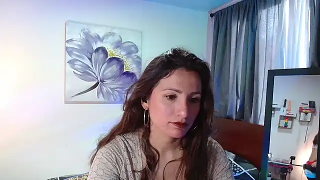 vanessabrown  online show from 17, 12, 2024