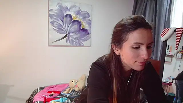 vanessabrown  online show from 23, 12, 2024