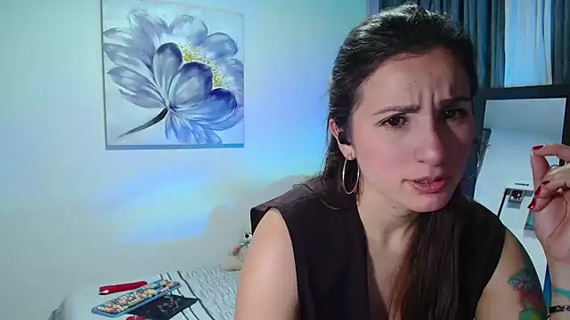 vanessabrown  online show from 28, 12, 2024