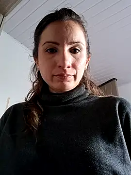 vanessabrown  online show from 30, 9, 2025