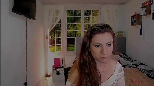 vanessabrown  online show from 4, 5, 2026