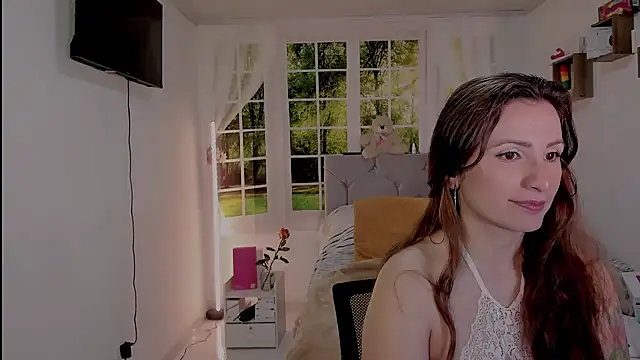 vanessabrown  online show from 11, 5, 2026