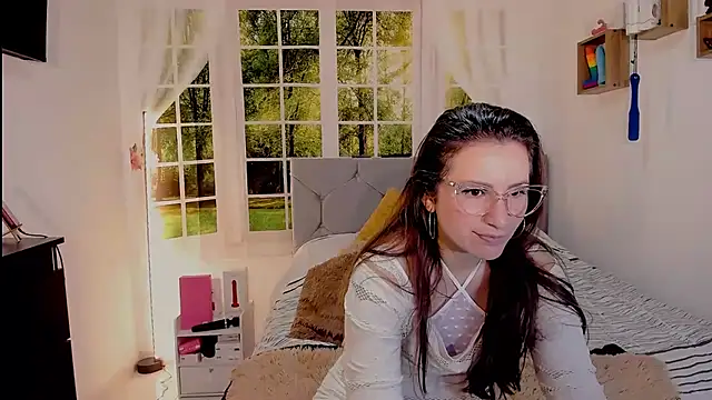 vanessabrown  online show from 22, 6, 2026