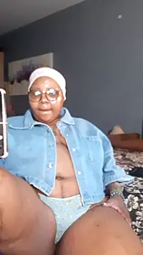 PearlSexxy69 online show from 4, 5, 2026