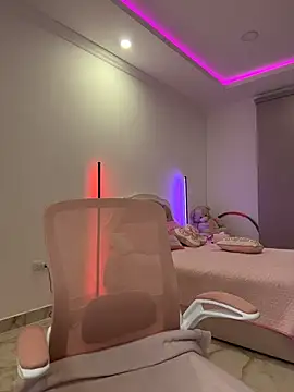 Snapshot of Sensualtease chatting on 19, 3, 2026 Sensualtease online show from 19, 3, 2026