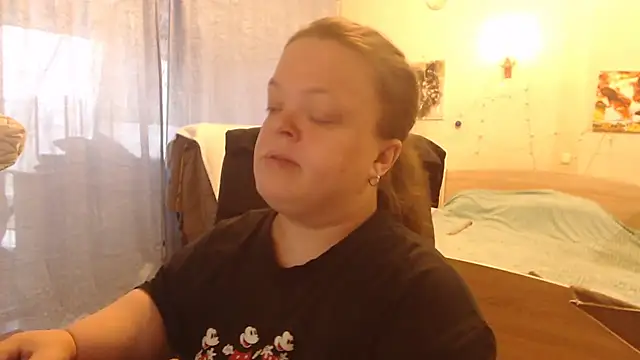 Snapshot of Janiffer_MiMi chatting on 16, 12, 2024 Janiffer MiMi online show from 16, 12, 2024