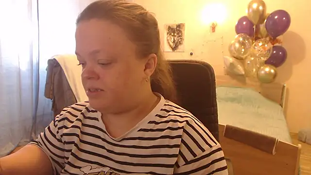 Snapshot of Janiffer_MiMi chatting on 18, 12, 2024 Janiffer MiMi online show from 18, 12, 2024