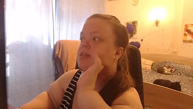 Snapshot of Janiffer_MiMi chatting on 12, 1, 2025 Janiffer MiMi online show from 12, 1, 2025