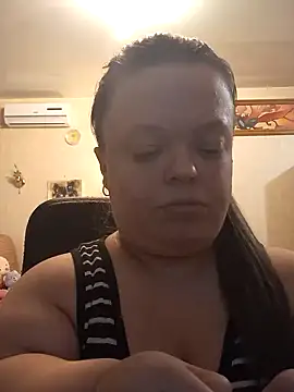 Snapshot of Janiffer_MiMi chatting on 12, 1, 2025 Janiffer MiMi online show from 12, 1, 2025