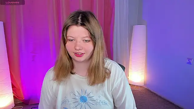 Snapshot of Vivian_cutie chatting on 19, 1, 2025 Vivian cutie online show from 19, 1, 2025