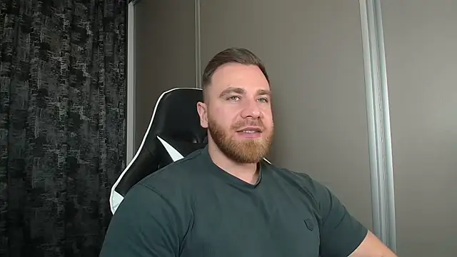 Snapshot of Thori92 chatting on 16, 2, 2026 Thori92 online show from 16, 2, 2026