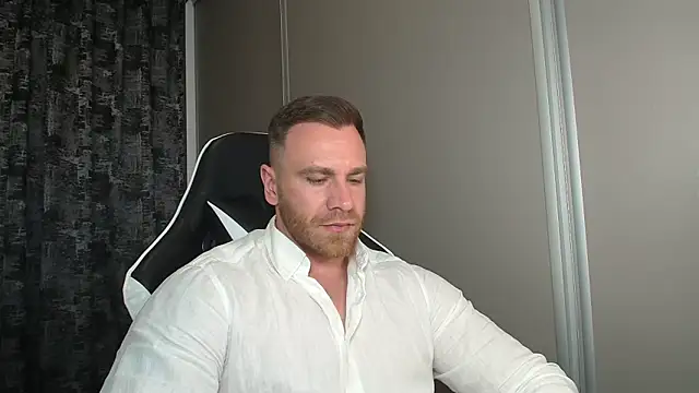 Snapshot of Thori92 chatting on 5, 6, 2026 Thori92 online show from 5, 6, 2026