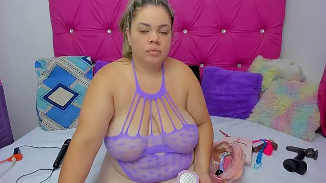 Snapshot of VivianPorto chatting on 14, 5, 2026 VivianPorto online show from 14, 5, 2026