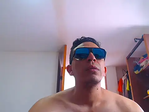jeancarloscum12 online show from 3, 7, 2026