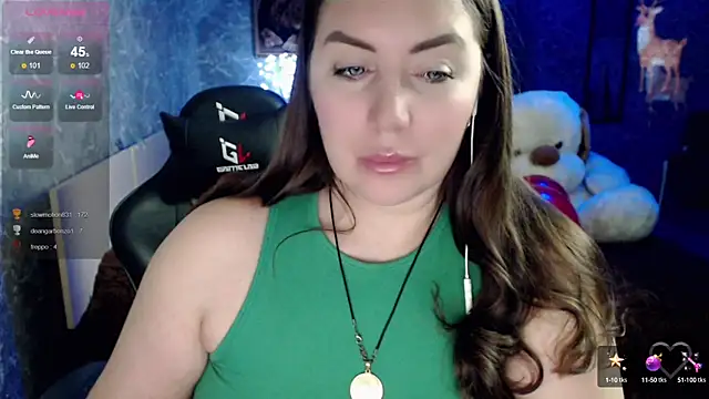 Snapshot of Korolek12 chatting on 10, 2, 2025 Korolek12 online show from 10, 2, 2025