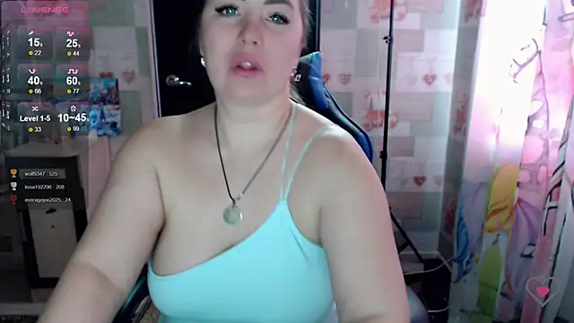 Snapshot of Korolek12 chatting on 17, 3, 2025 Korolek12 online show from 17, 3, 2025