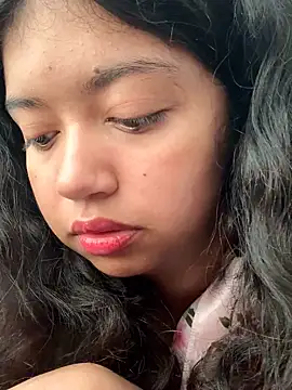 Snapshot of Peach_Girll chatting on 7, 2, 2026 Peach Girll online show from 7, 2, 2026