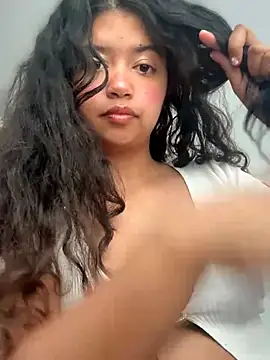 Snapshot of Peach_Girll chatting on 28, 5, 2026 Peach Girll online show from 28, 5, 2026
