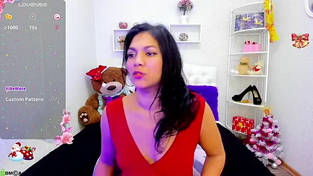 Snapshot of Mollywell chatting on 30, 12, 2024 Mollywell online show from 30, 12, 2024