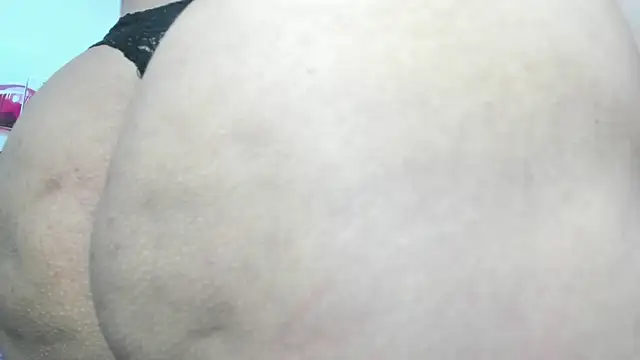 Snapshot of Cloe_35 chatting on 17, 3, 2025 Cloe 35 online show from 17, 3, 2025